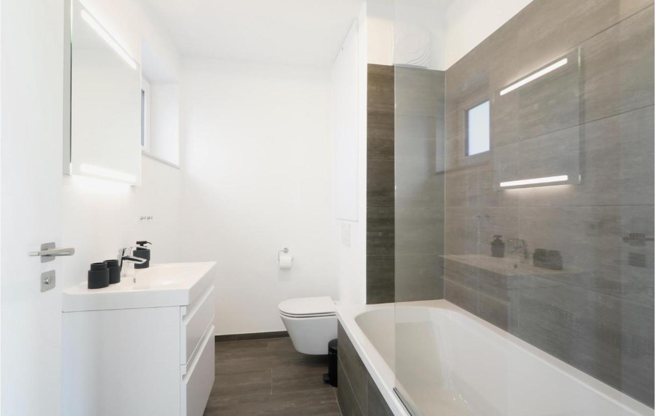 Stunning Apartment In Lembruch-Duemmer See 외부 사진